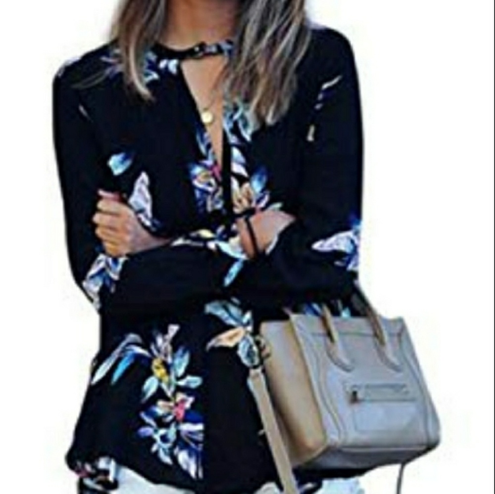 Chiffon lightweight, see thru top